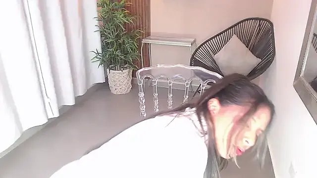 Freechat Sharlotte_Milk on StripChat