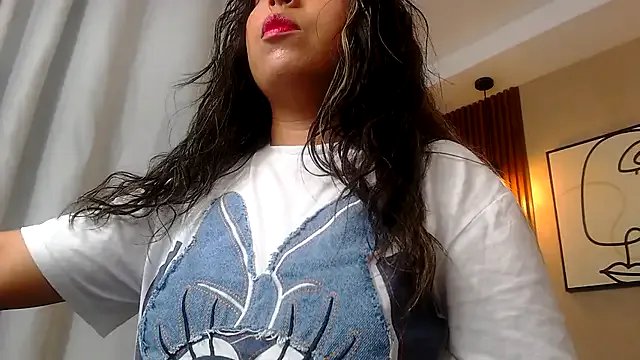 Freechat Sharlotte_Milk on StripChat