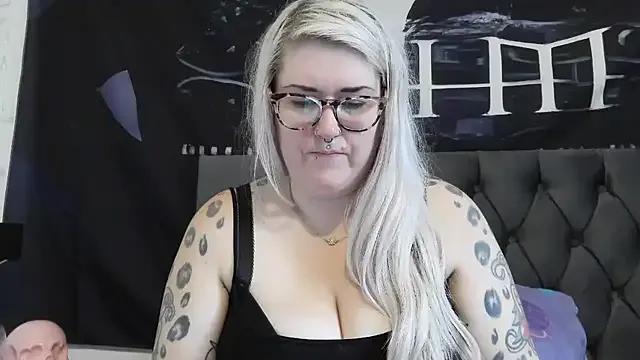 Freechat Sizzling_Indie36 on StripChat