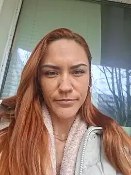 SlimBellaa — Get Fully Nacked