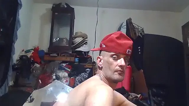 Freechat slinginbigD on StripChat