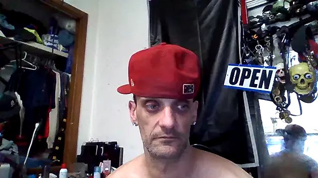 Freechat slinginbigD on StripChat