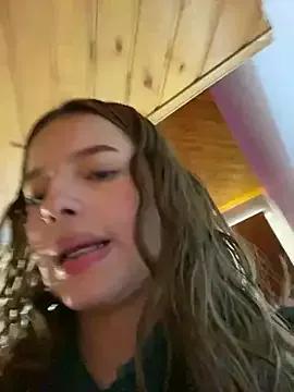 Freechat Sofia18_pinkk on StripChat