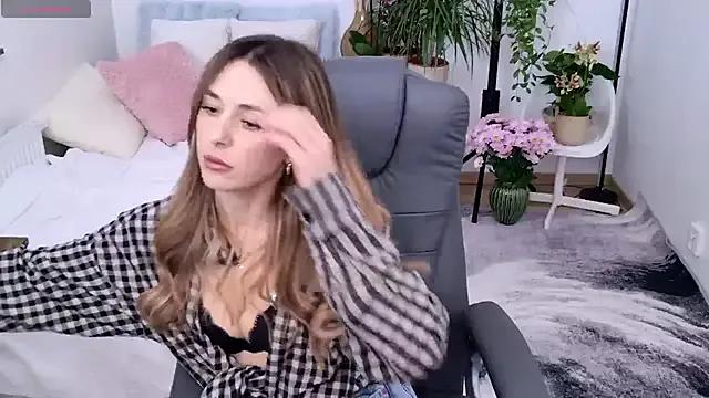 Sophie_Enzo — 5 more minutes