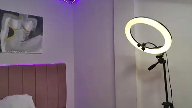 Private sukilove18 on StripChat