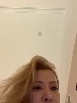 Sunflower-77 on StripChat