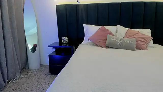 Freechat susyy7 on StripChat