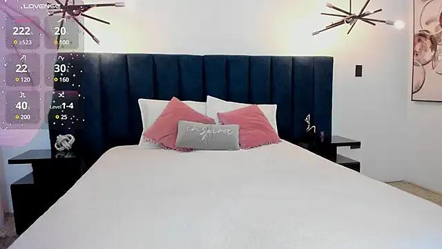 Freechat susyy7 on StripChat