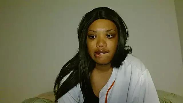 Freechat thekelliecapri on StripChat