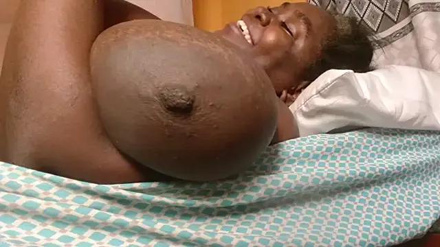 titi_fiesta — Freechat on StripChat