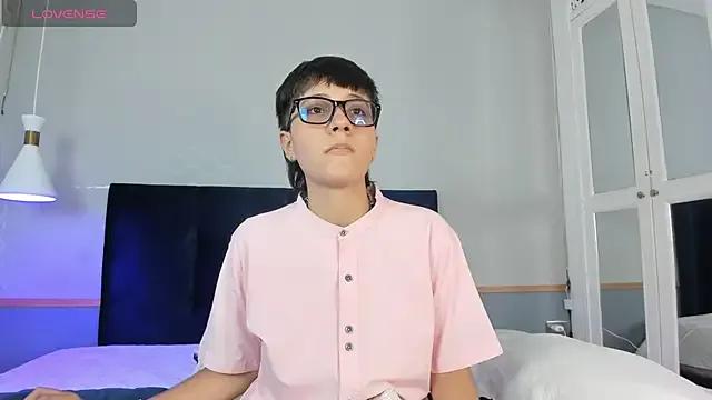 Freechat Tsuki_Maru on StripChat