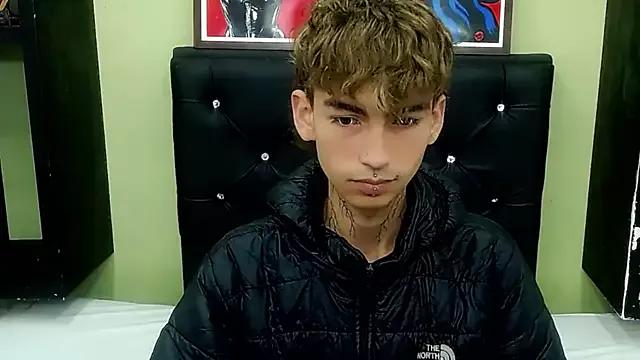 ttimy_x_boy on StripChat 