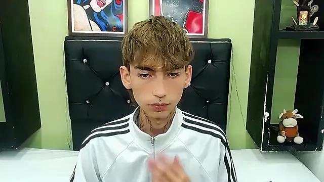 ttimy_x_boy on StripChat 