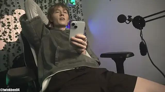 twinkben — SPANK ASS 50x