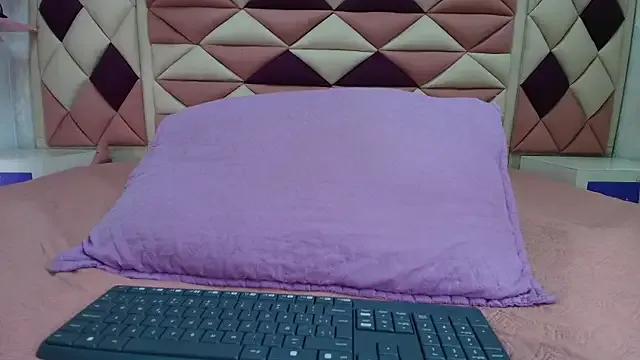 Freechat valecastro_ on StripChat