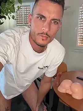 Freechat WildFlame2525 on StripChat