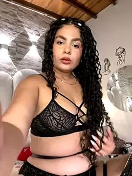 Yassy_vazquez on StripChat 