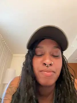 Freechat Your_Paris on StripChat