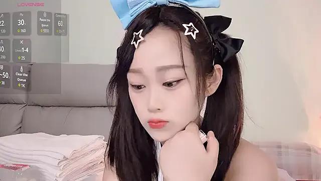 yueyue2003 on StripChat 