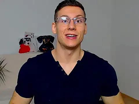 ZeinMiracles — NAKED FLEXING!